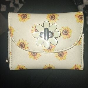 Sunflower Print Cream Wallet